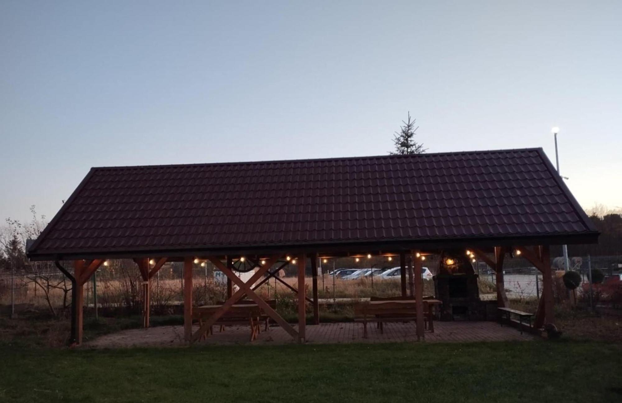 Checz Goscinna- Pokoje,Sauna,Jacuzzi, Sala Konferencyjna Grzybno Exterior foto