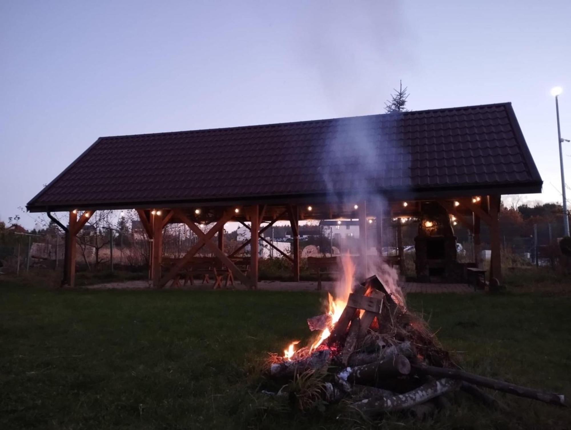 Checz Goscinna- Pokoje,Sauna,Jacuzzi, Sala Konferencyjna Grzybno Exterior foto